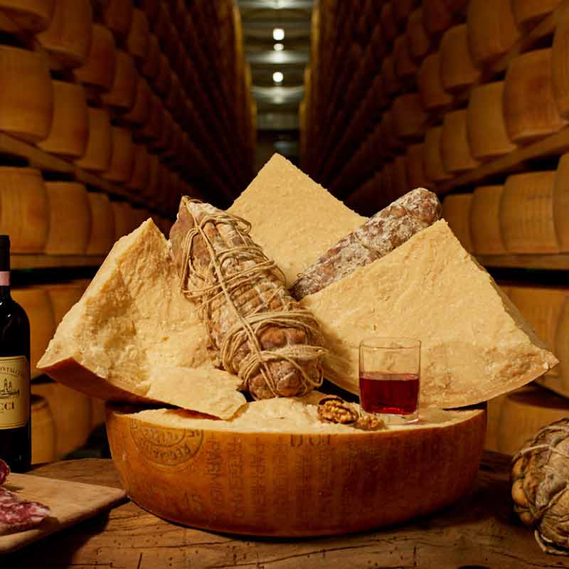 Parmigiano Reggiano servito in tavola